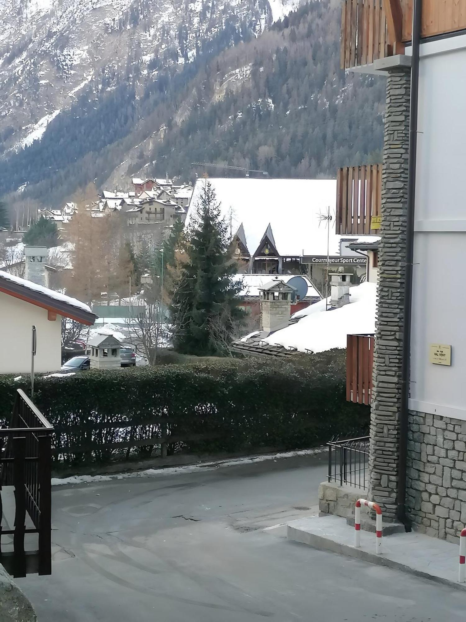 Courmayeur 3V21 외부 사진